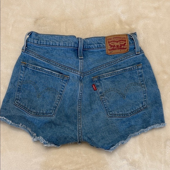 Levi's 501 Classic Blue Jean Shorts W27 - Picture 4 of 7